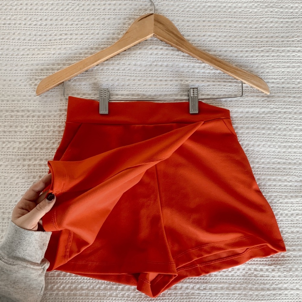 red skort - Picture 4 of 5